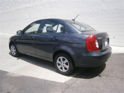 2011 Hyundai Accent  GLS