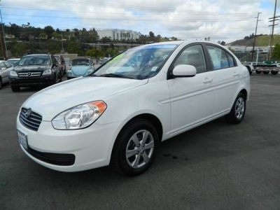 2011 Hyundai Accent  GLS