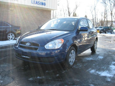 2011 Hyundai Accent  GS