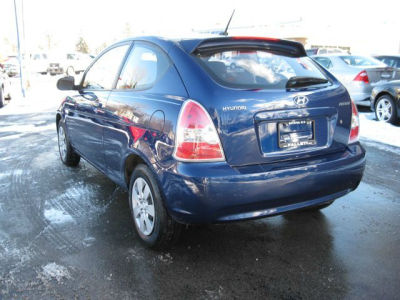 2011 Hyundai Accent  GS