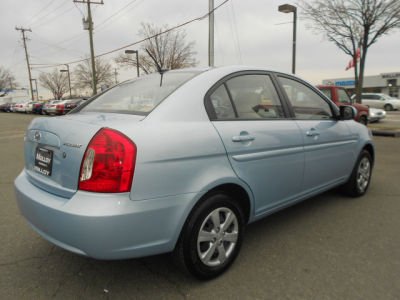 2011 Hyundai Accent GLS