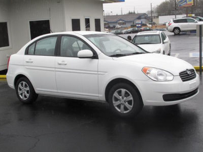 2011 Hyundai Accent  GLS