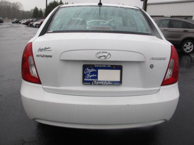 2011 Hyundai Accent  GLS