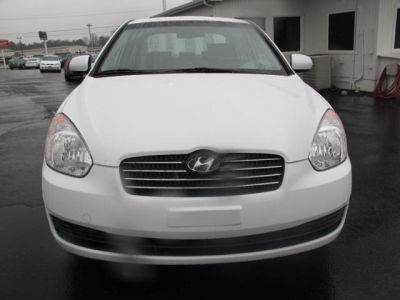 2011 Hyundai Accent  GLS