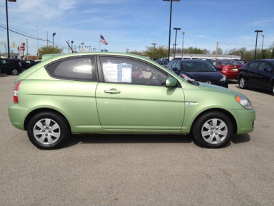 2010 Hyundai Accent  GS