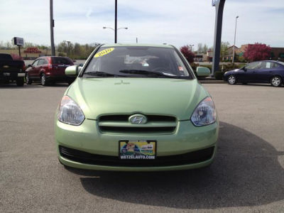 2010 Hyundai Accent  GS