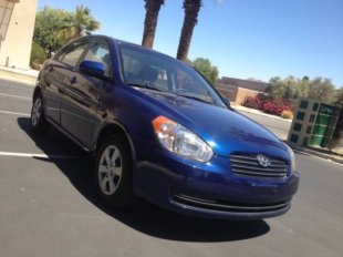 2011 Hyundai Accent  GLS