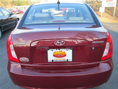 2009 Hyundai Accent GLS