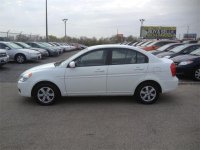 2011 Hyundai Accent  GLS