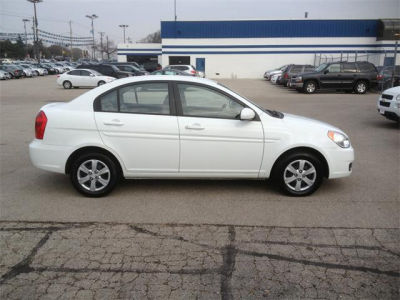 2011 Hyundai Accent  GLS