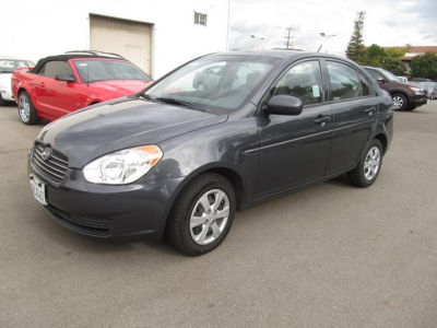 2011 Hyundai Accent  GLS