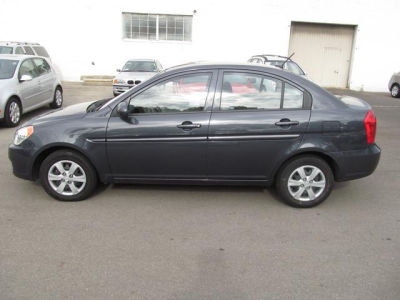 2011 Hyundai Accent  GLS