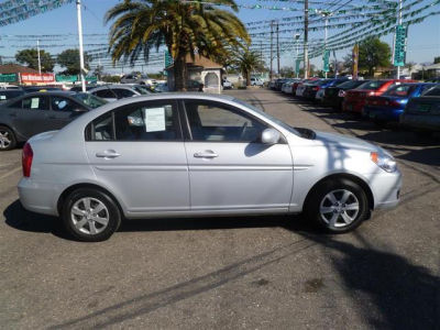 2011 Hyundai Accent  GLS