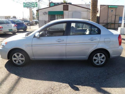 2011 Hyundai Accent GLS