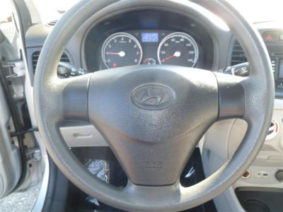 2011 Hyundai Accent GLS