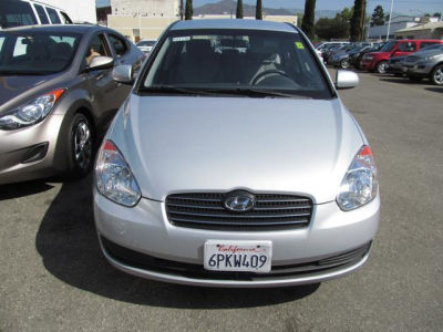 2011 Hyundai Accent  GLS