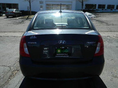 2011 Hyundai Accent  GLS