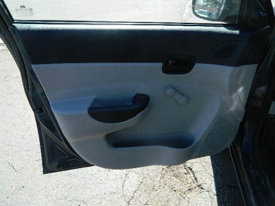 2011 Hyundai Accent  GLS