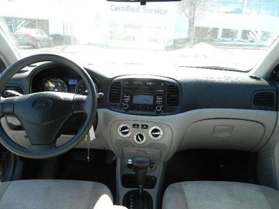 2011 Hyundai Accent  GLS