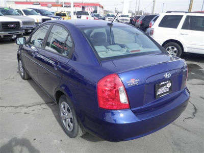 2011 Hyundai Accent  GLS