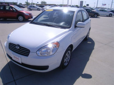 2011 Hyundai Accent  GLS