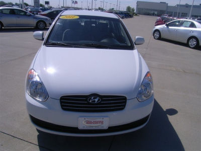 2011 Hyundai Accent  GLS