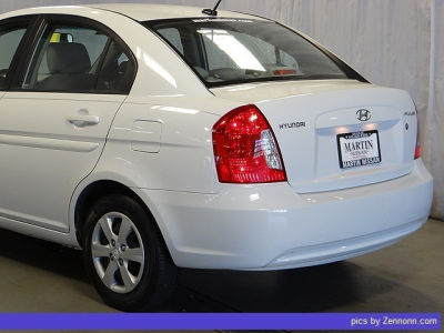 2010 Hyundai Accent  GLS