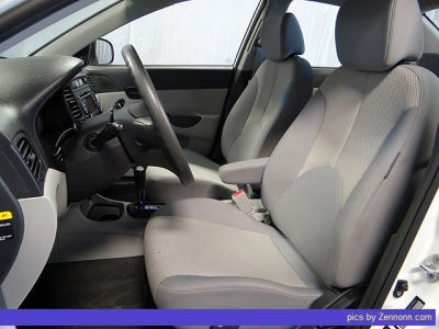 2010 Hyundai Accent  GLS