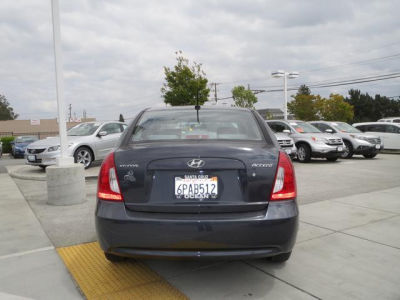 2011 Hyundai Accent GLS