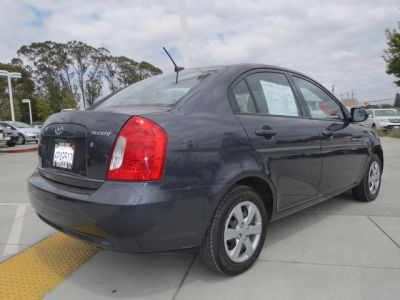 2011 Hyundai Accent GLS