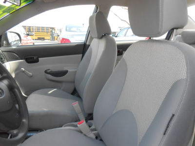 2011 Hyundai Accent GLS