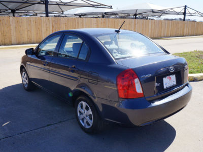2011 Hyundai Accent GLS