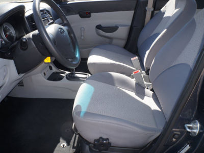 2011 Hyundai Accent GLS