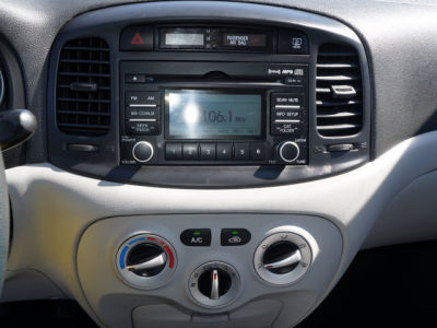 2011 Hyundai Accent GLS