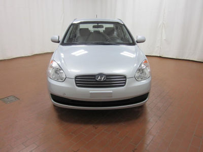 2011 Hyundai Accent  GLS