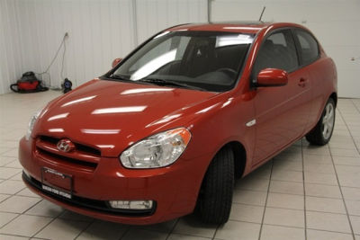 2010 Hyundai Accent  SE