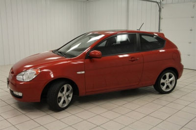 2010 Hyundai Accent  SE