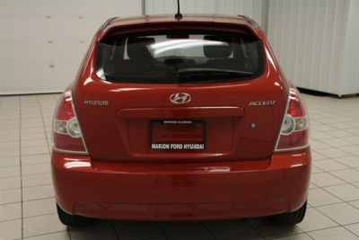 2010 Hyundai Accent  SE