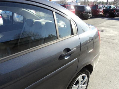 2011 Hyundai Accent  GLS