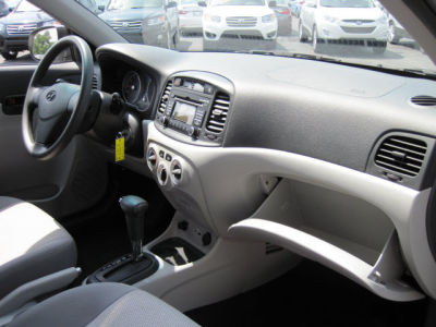 2011 Hyundai Accent GLS