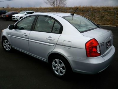 2011 Hyundai Accent  GLS