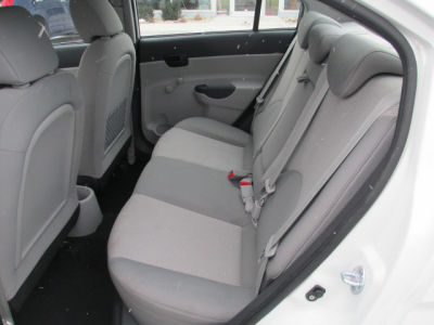 2011 Hyundai Accent  GLS