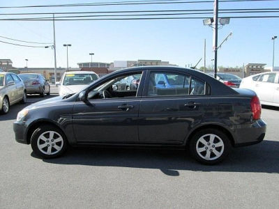 2010 Hyundai Accent  GLS