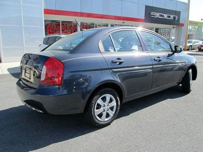 2010 Hyundai Accent  GLS