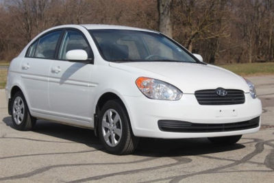 2011 Hyundai Accent  GLS