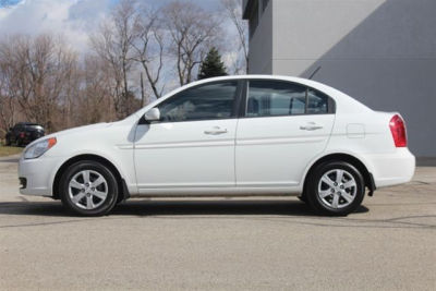 2011 Hyundai Accent  GLS