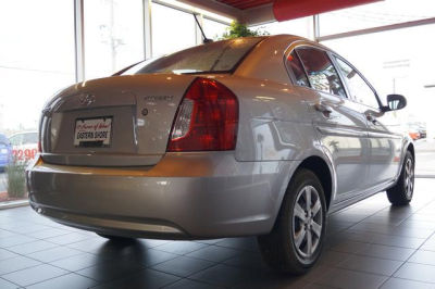 2010 Hyundai Accent  GLS
