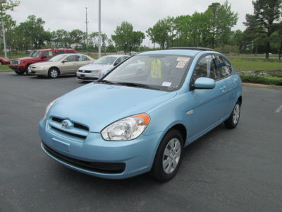 2010 Hyundai Accent  SE