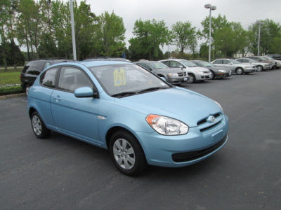 2010 Hyundai Accent  SE