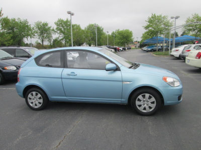 2010 Hyundai Accent  SE
